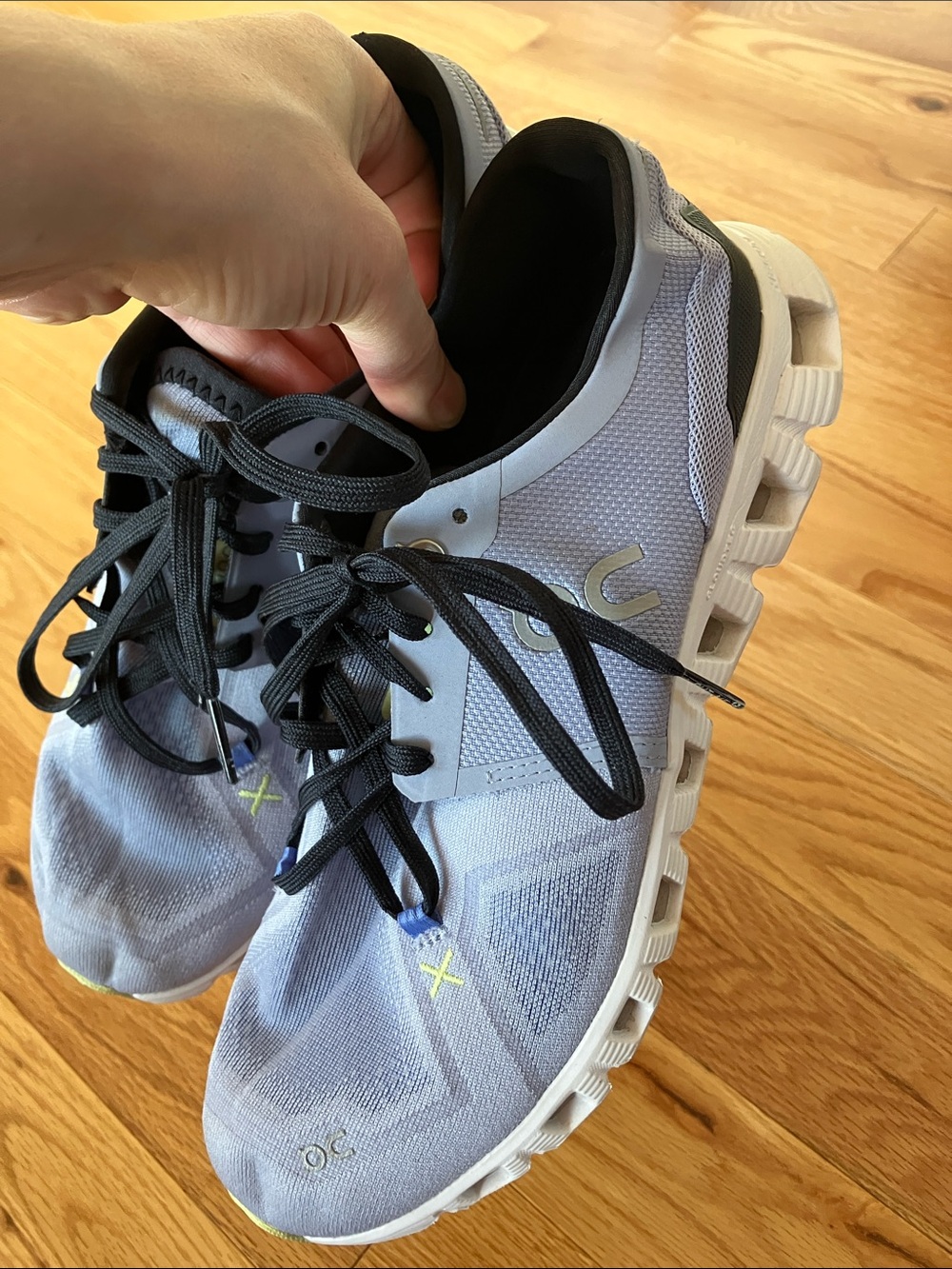 On Cloud x helion Running Women’s Athletic Shoes in Light blue Gray and Black